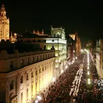 Center Sevilla Magdalena Premium, Free Parking
