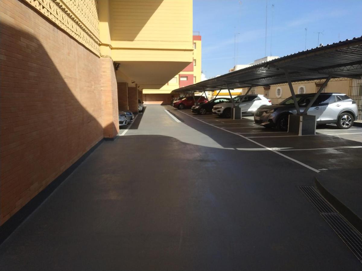 Center Magdalena Premium, Free Parking